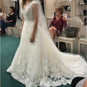 Size 2 Wedding Dress